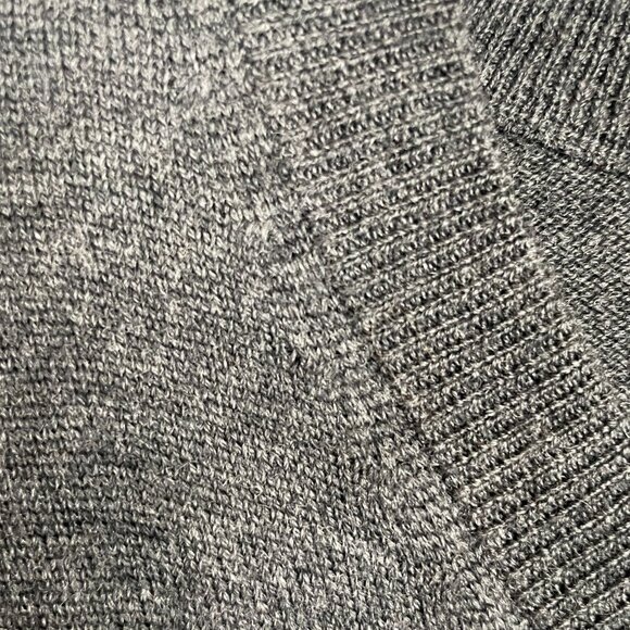 Turnbury Mens Sweater Vest M Merino Wool Gray Soft Stretchy Work Career Office - Picture 5 of 10